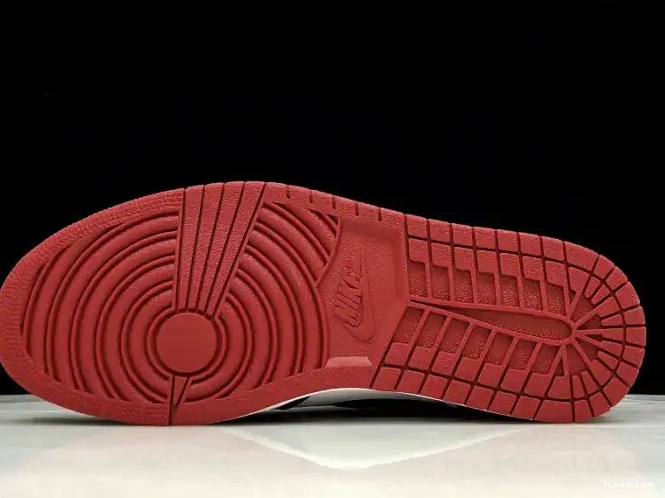 HYPE Toe 555088-125 Jordan Retro 1 Black Air 0419